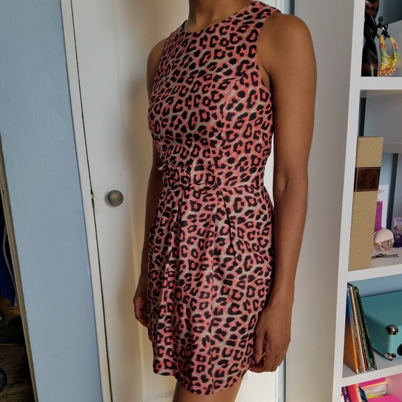 Daytime mini-dress - Picture 2 of 3